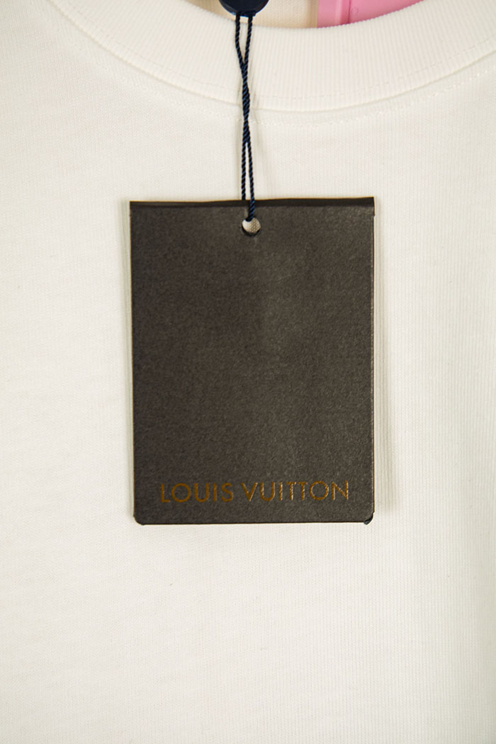 最高級ルイヴィトンスーパーコピー Louis Vuitton コットン ニュークラシックレターロゴクルーネック半袖Tシャツ clothes202600434 ルイ・ヴィトン ホワイト クルーネック Tシャツ - 画像 (5)