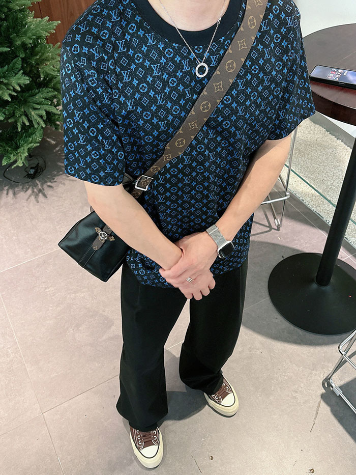 最高級ルイヴィトンスーパーコピー Louis Vuitton コットン 26SS 新着商品 全面ジャカード クルーネック 半袖Tシャツ clothes202600440 ルイ ヴィトン 新 ライン Tシャツ - 画像 (10)