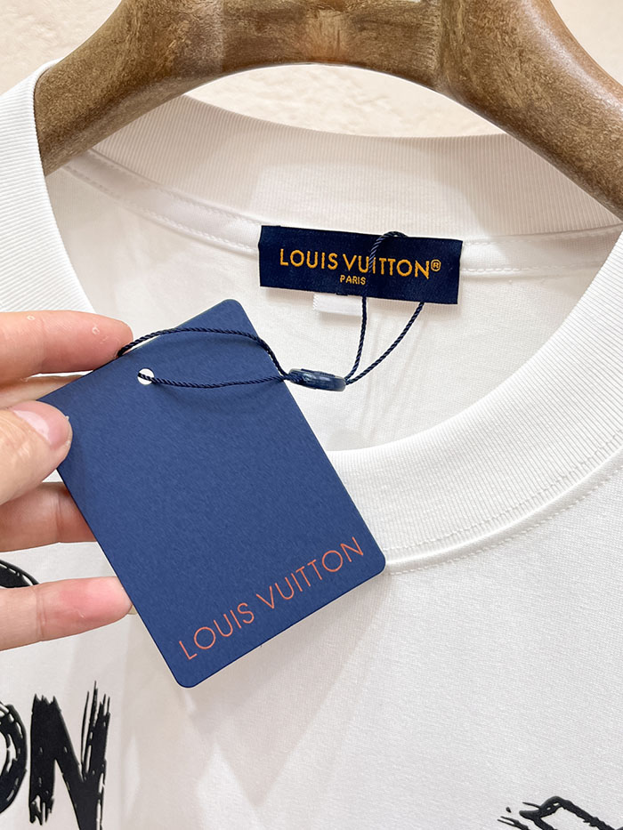 最高級ルイヴィトンスーパーコピー Louis Vuitton コットン 2026年最新スタイル 半袖クルーネック刺繍Tシャツclothes202600442 ルイ・ヴィトンの高級カスタムホワイトTシャツ - 画像 (8)