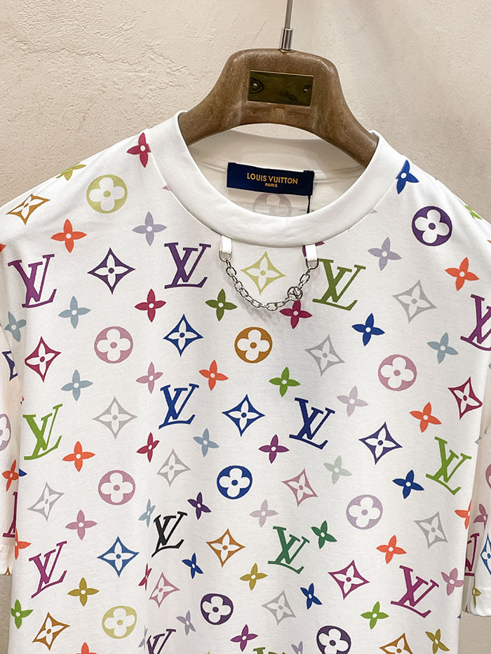 最高級ルイヴィトンスーパーコピー Louis Vuitton コットン 2026年最新スタイル 半袖クルーネック刺繍Tシャツclothes202600443 ルイ・ヴィトン メンズ ホワイト Tシャツ - 画像 (2)
