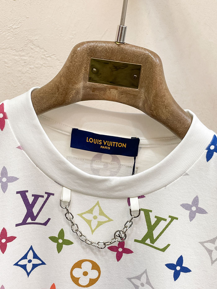 最高級ルイヴィトンスーパーコピー Louis Vuitton コットン 2026年最新スタイル 半袖クルーネック刺繍Tシャツclothes202600443 ルイ・ヴィトン メンズ ホワイト Tシャツ - 画像 (4)