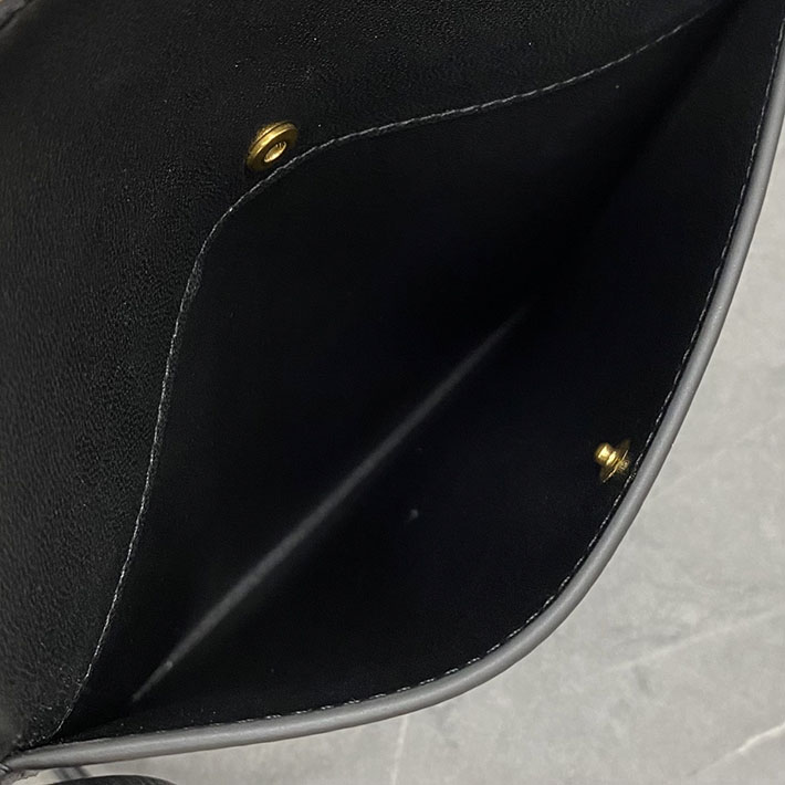 最高級セリーヌスーパーコピー CELINE シャープポーチ スムースラムスキン ブラック 10P812K05.38NO セリーヌ バッグ アウトレット - 画像 (4)