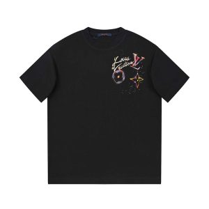 ルイ・ヴィトン 黒の半袖メンズTシャツ