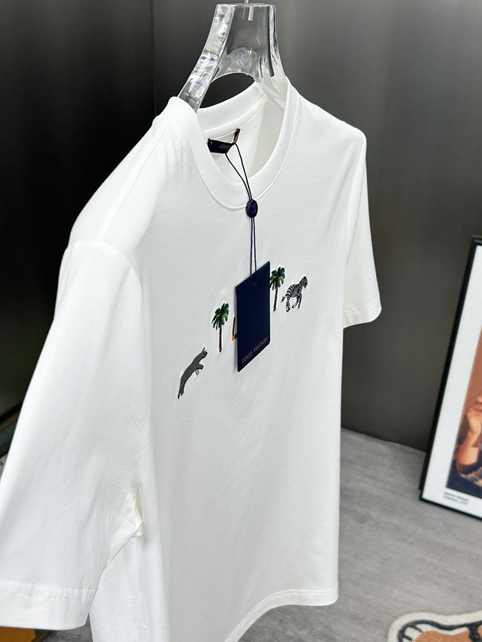 最高級ルイヴィトンスーパーコピー Louis Vuitton コットン 2026年新作 最高品質のブティックTシャツ clothes202600466 ルイ・ヴィトン メンズ ホワイト Tシャツ(新作) - 画像 (5)