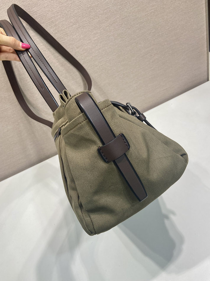 プラダ バッグ レディース 新作 PRADA ルート ラージ キャンバス レザー トートバッグ フォレストグリーン 1BG644_2G6S_F0161 プラダ トートバッグ キャンバス - 画像 (5)