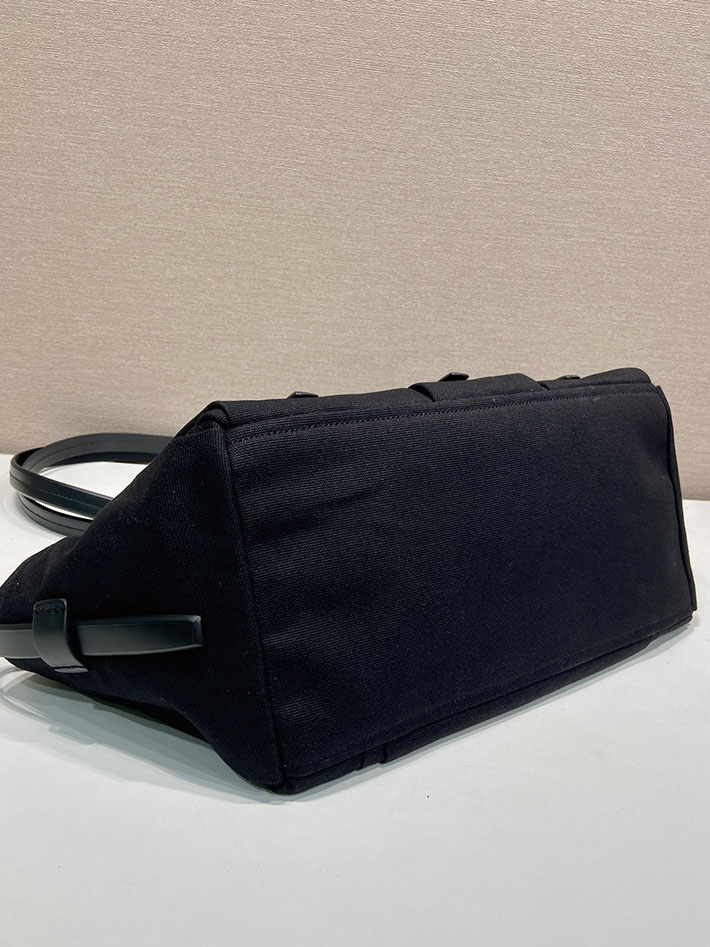 プラダ バッグ レディース 新作 PRADA ルート ラージ キャンバス レザー トートバッグ ブラック 1BG644_2G6S_F0002 プラダ トートバッグ 大きめ - 画像 (4)