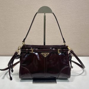 プラダ ショルダーバッグ 人気