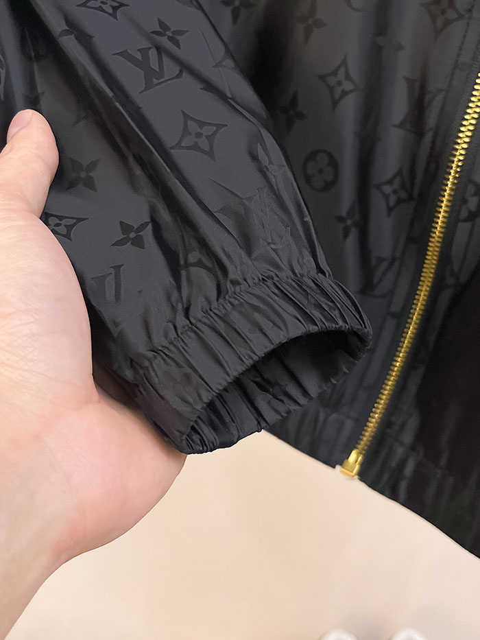 最高級ルイヴィトンスーパーコピー Louis Vuitton LVクラシックカスタムサンプロテクション軽量ジャケットclothes202600482 ルイヴィトン メンズ ブラック カジュアルジャケット - 画像 (6)