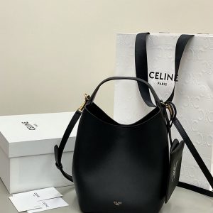 セリーヌ ショルダーバッグ 人気