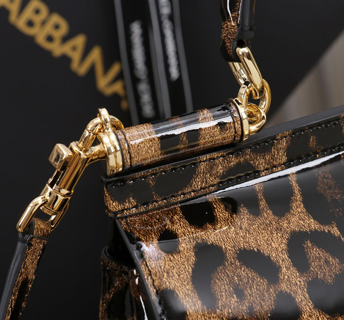 ドルガバ バッグ アウトレット Dolce & Gabbana ハンドバッグ シシリー ミディアム アニマリエプリント 2633501 ドルチェ&ガッバーナ バッグ 公式 - 画像 (2)