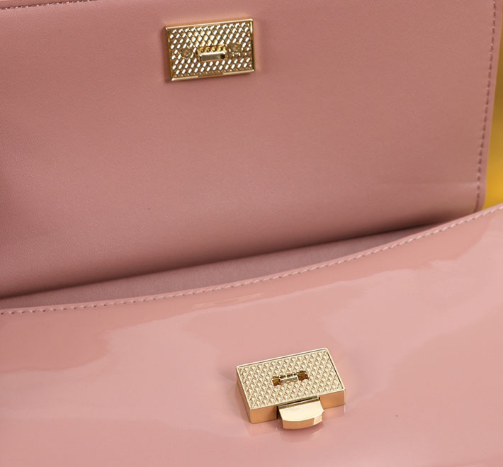 ドルガバ バッグ アウトレット Dolce & Gabbana パテントレザー製 スモール Sicily ハンドバッグ ピンク BB6003B147180405 ドルガバ バッグ ピンク - 画像 (4)