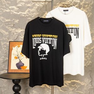ルイヴィトン メンズ ブラックTシャツ