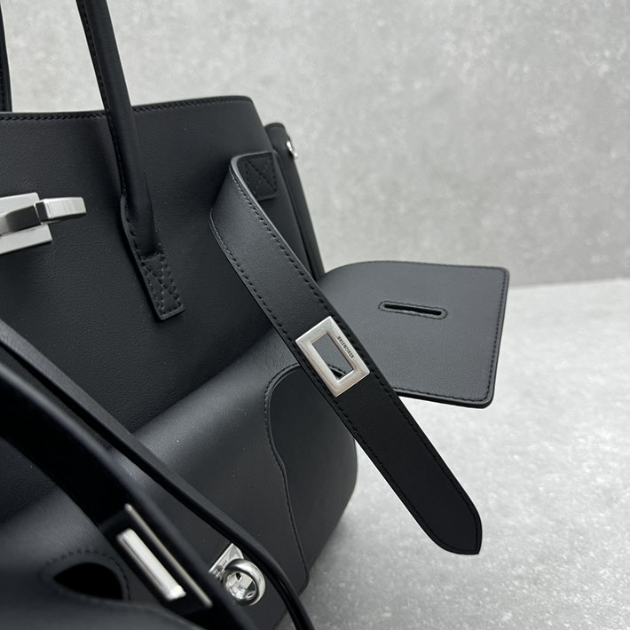 バレンシアガ バッグ 人気 レディース BALENCIAGA BEL AIR ミディアム キャリーオールバッグ ブラック 8054812ABAW1000 バレンシアガ トートバッグ 新作 - 画像 (4)