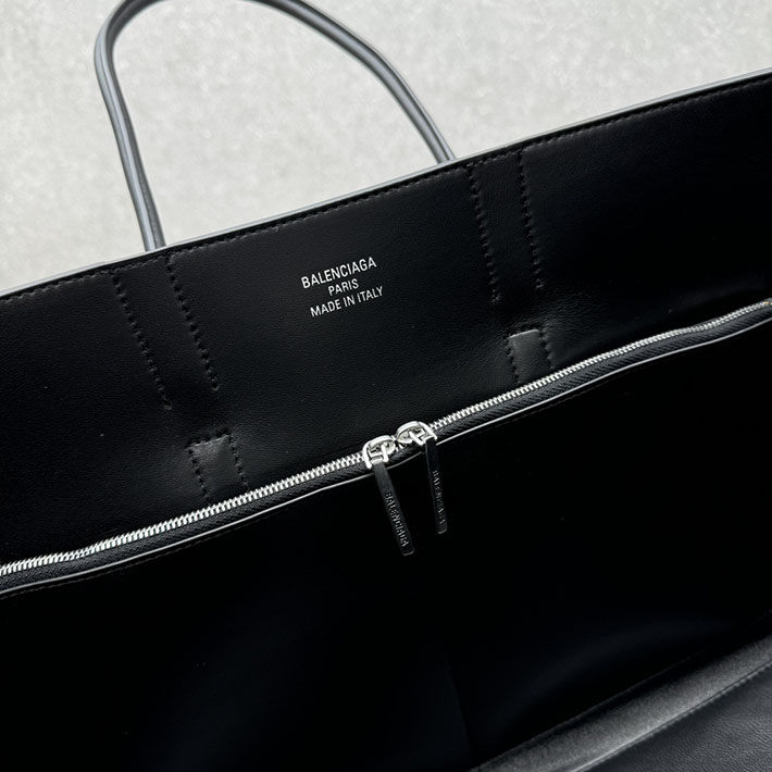 バレンシアガ バッグ 人気 レディース BALENCIAGA BEL AIR ミディアム キャリーオールバッグ ブラック 8054812ABAW1000 バレンシアガ トートバッグ 新作 - 画像 (2)