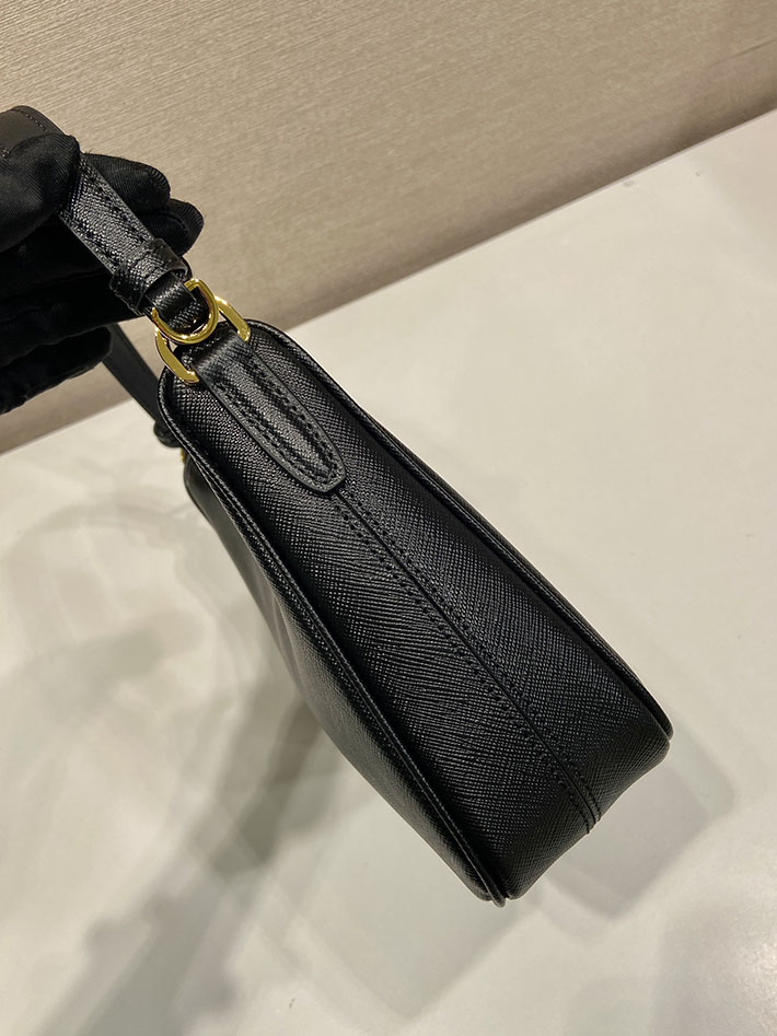 プラダ バッグ レディース 新作 PRADA Re-Edition 2005 スエード ミニバッグ ブラック 1N204W_2G64_F0002 プラダ ミニバッグ アウトレット - 画像 (6)