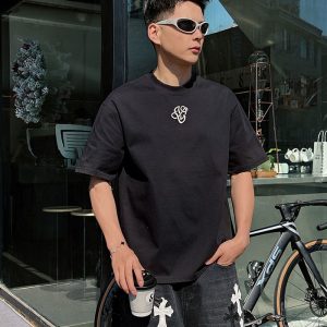 ルイヴィトン メンズ黒Tシャツ