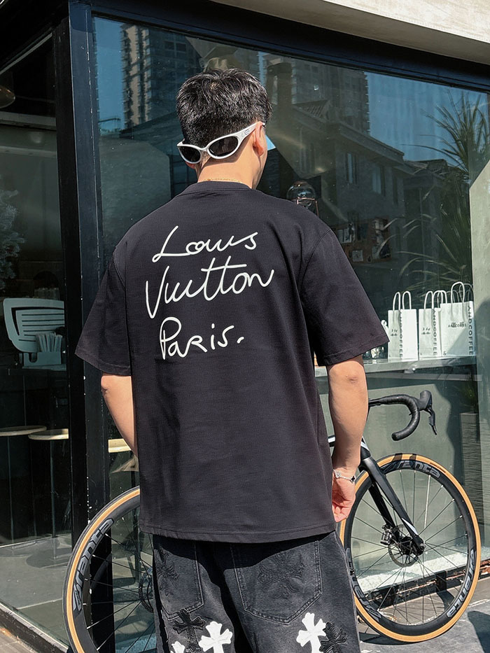 最高級ルイヴィトンスーパーコピー Louis Vuitton 2026年春夏新作:クルーネック ピュアコットン 半袖Tシャツ clothes202600519 ルイヴィトン メンズ黒Tシャツ - 画像 (2)