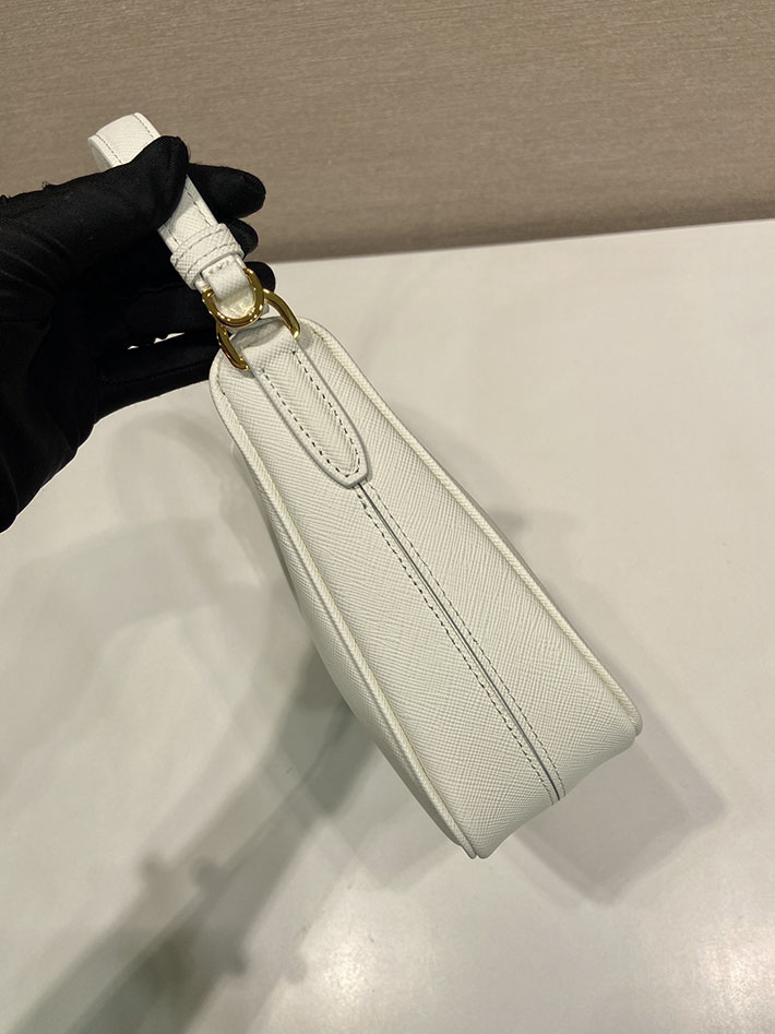 プラダ バッグ レディース 新作 PRADA Re-Edition 2005 スエード ミニバッグ ホワイト 1N204W_2G64_F0009 プラダ ミニバッグ レディース - 画像 (6)