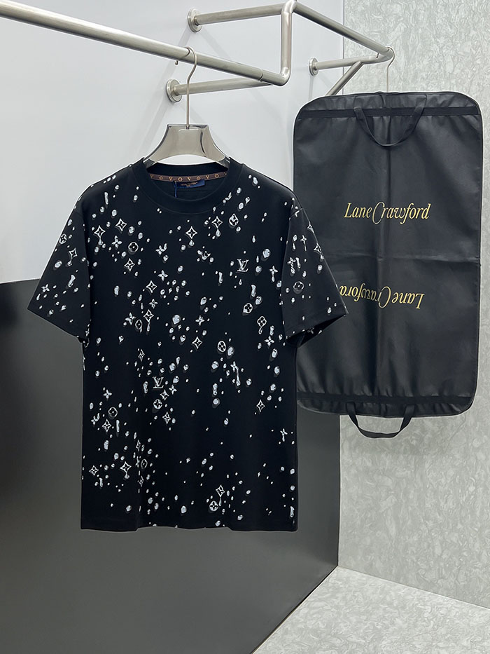 ルイヴィトン メンズ黒Tシャツ