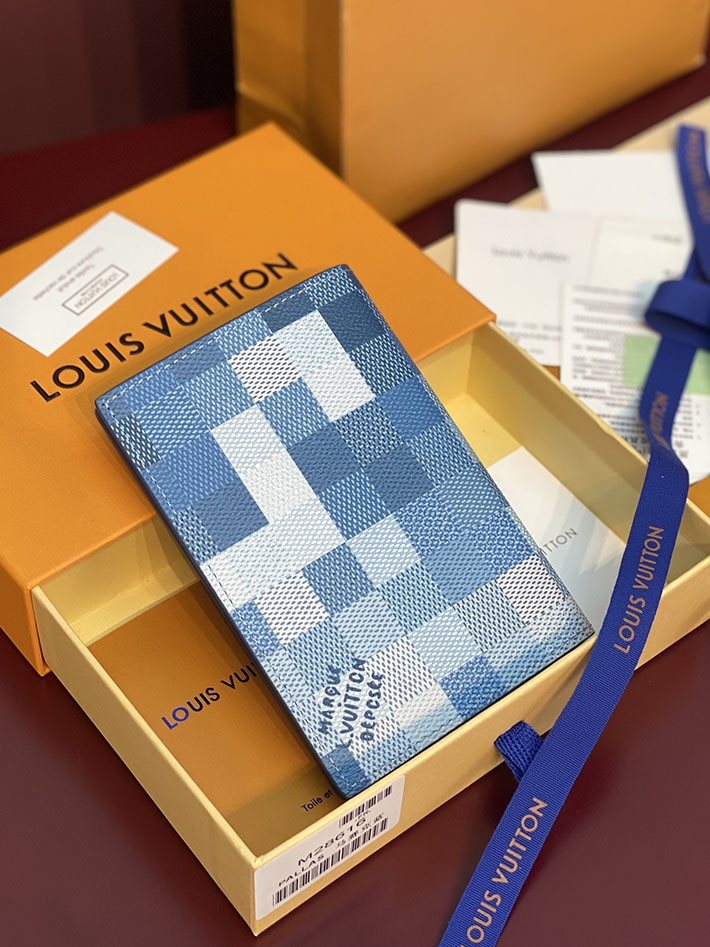 最高級ルイヴィトンスーパーコピー Louis Vuitton パスポートカバー クーヴェルテュール・パスポール インディゴ M28616 ルイヴィトン パスポートケース - 画像 (9)