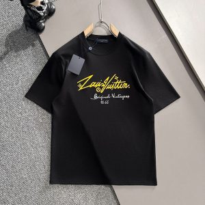 ルイヴィトン メンズ黒Tシャツ