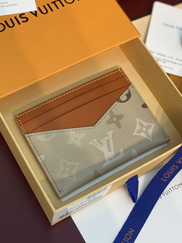 最高級ルイヴィトンスーパーコピー ルイヴィトンカードケースコピー LV カードケース ポルト カルト・トリプル M29266 ルイヴィトン カードケース 人気 - 画像 (8)