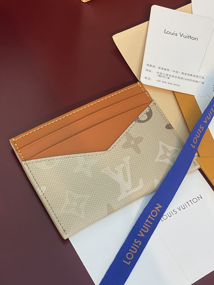最高級ルイヴィトンスーパーコピー ルイヴィトンカードケースコピー LV カードケース ポルト カルト・トリプル M29266 ルイヴィトン カードケース 人気 - 画像 (6)
