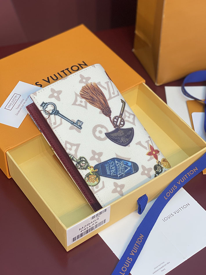 最高級ルイヴィトンスーパーコピー ルイヴィトンカードケースコピー LV パスポートカバー クーヴェルテュール・パスポール M29464 - 画像 (11)
