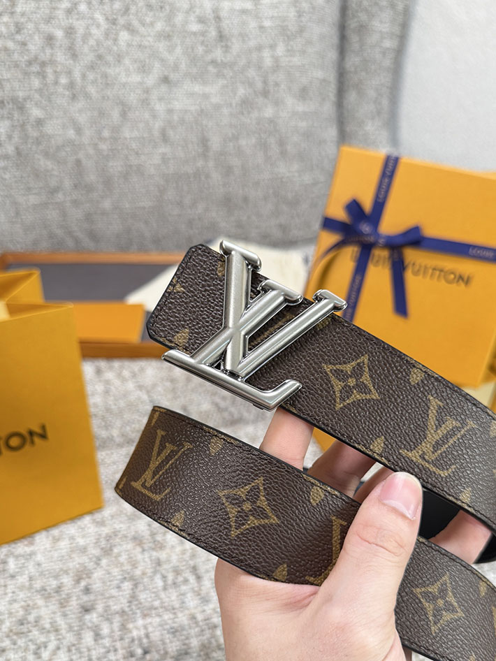 最高級ルイヴィトンスーパーコピー Louis Vuitton ベルト・LV ライン 40MM リバーシブル 4色から選べます 2633537 ルイヴィトン ベルト アウトレット - 画像 (4)
