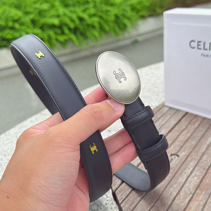 最高級セリーヌスーパーコピー CELINE レディース ミディアム リバーシブル アリクス ベルト ブラック 2633540 レディース セリーヌ ベルト - 画像 (6)