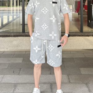 ルイ・ヴィトンメンズTシャツセット