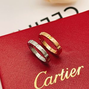カルティエ 指輪 コピー