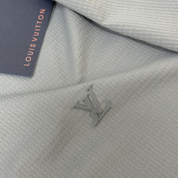 最高級ルイヴィトンスーパーコピー Louis Vuitton ビジネスカジュアル アイスシルクポロシャツ clothes202600569 ルイヴィトン カジュアルポロシャツ メンズ - 画像 (6)