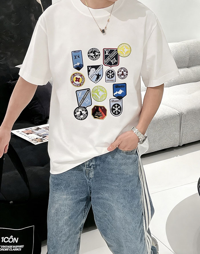 最高級ルイヴィトンスーパーコピー Louis Vuitton 2026年春夏半袖Tシャツ、アイスシルクコットンシリーズ clothes202600574 ルイヴィトンシンプルなTシャツ 白 - 画像 (4)