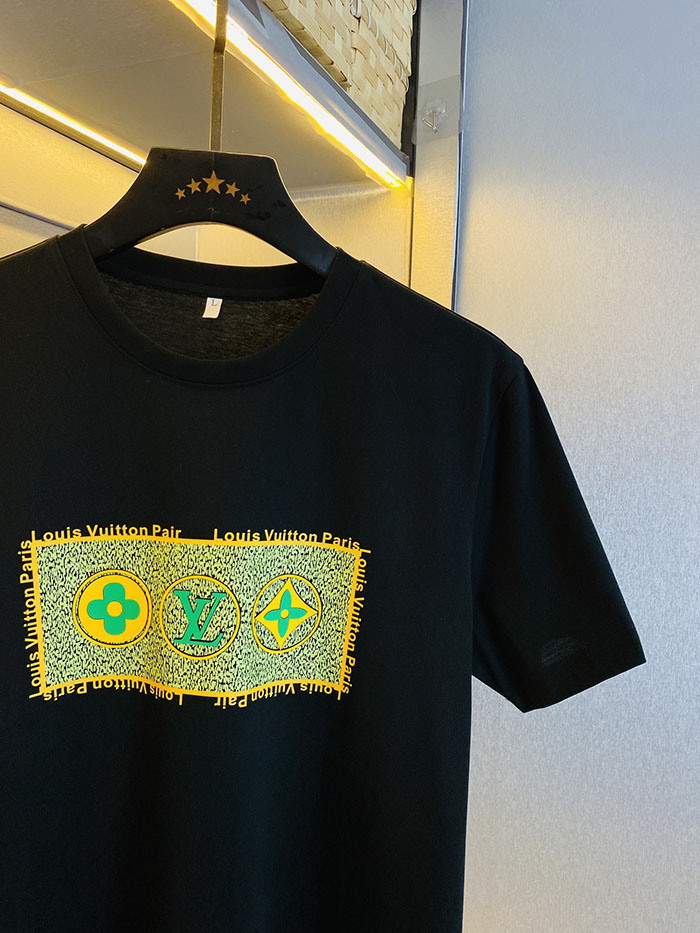 最高級ルイヴィトンスーパーコピー Louis Vuitton コットン 2026年最新プラスサイズ半袖Tシャツclothes202600587 メンズオーバーサイズTシャツ アウトレット - 画像 (2)