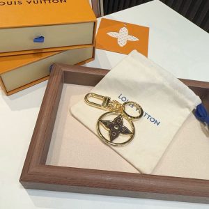ルイヴィトン キーホルダー 人気