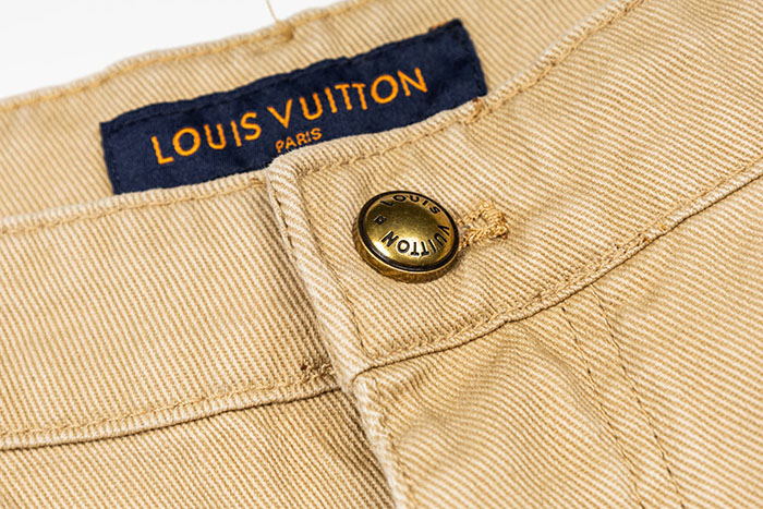最高級ルイヴィトンスーパーコピー Louis Vuitton コットン 2026年初秋コレクション グラフィティカーゴショーツclothes202600604 ルイ・ヴィトン メンズカーゴショーツ - 画像 (10)