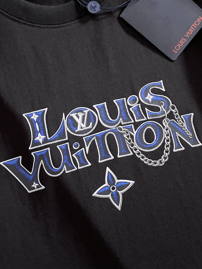最高級ルイヴィトンスーパーコピー Louis Vuitton コットン ストライプ柄の王冠ロゴがプリントされた半袖Tシャツclothes202600615 ルイヴィトン メンズ黒Tシャツ 新作 - 画像 (7)