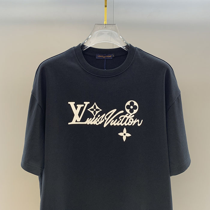 最高級ルイヴィトンスーパーコピー Louis Vuitton コットン 2026年春夏新作 半袖シャツ&ショートパンツ カジュアルセットclothes202600622 Tシャツ 短パン セットアップ メンズ - 画像 (10)