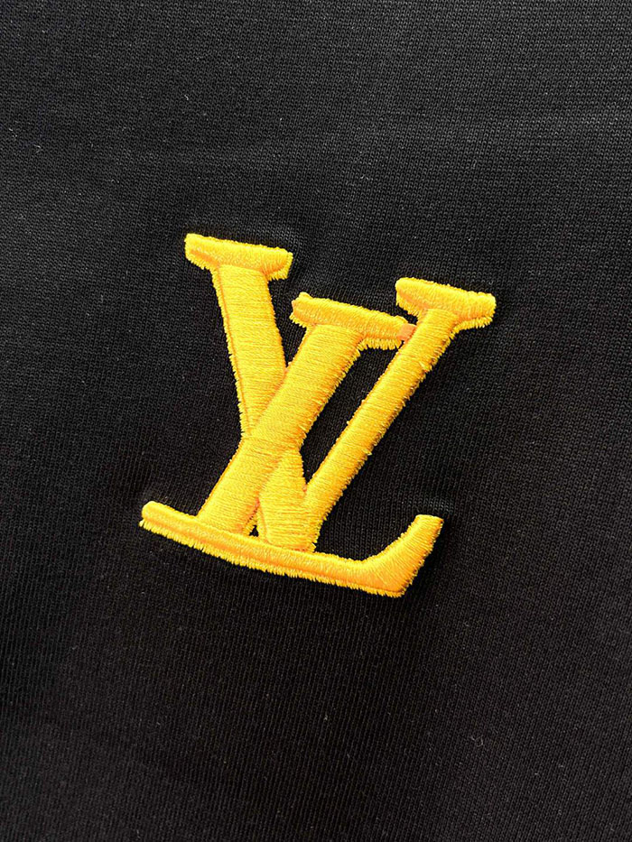 最高級ルイヴィトンスーパーコピー Louis Vuitton 2026年春夏新作 🐫 クルーネック ピュアコットン 半袖Tシャツ clothes202600625 ルイヴィトン メンズ黒Tシャツ 新作 - 画像 (11)