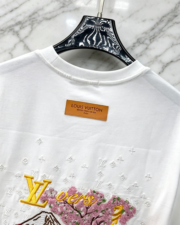 最高級ルイヴィトンスーパーコピー Louis Vuitton 2026年春夏新作 🐫 クルーネック ピュアコットン 半袖Tシャツ clothes202600626 ルイヴィトン メンズ白Tシャツ 新作 - 画像 (12)