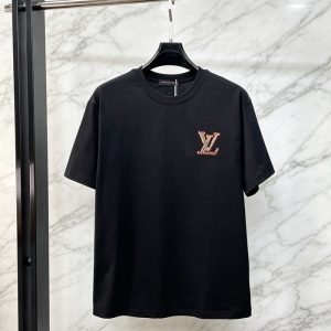 ルイヴィトン メンズ 黒Tシャツ 新作