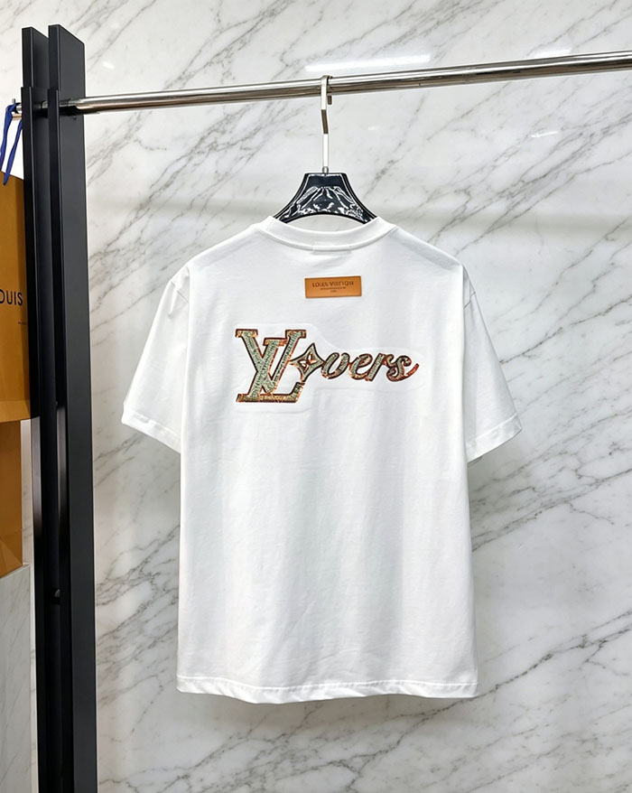 最高級ルイヴィトンスーパーコピー Louis Vuitton 2026年春夏新作 🐫 クルーネック ピュアコットン 半袖Tシャツ clothes202600627 ルイヴィトン メンズ 黒Tシャツ 新作 - 画像 (4)
