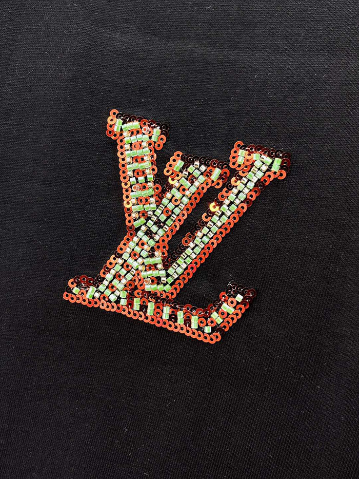 最高級ルイヴィトンスーパーコピー Louis Vuitton 2026年春夏新作 🐫 クルーネック ピュアコットン 半袖Tシャツ clothes202600627 ルイヴィトン メンズ 黒Tシャツ 新作 - 画像 (8)