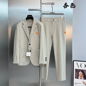エルメス スーツとズボンメンズ