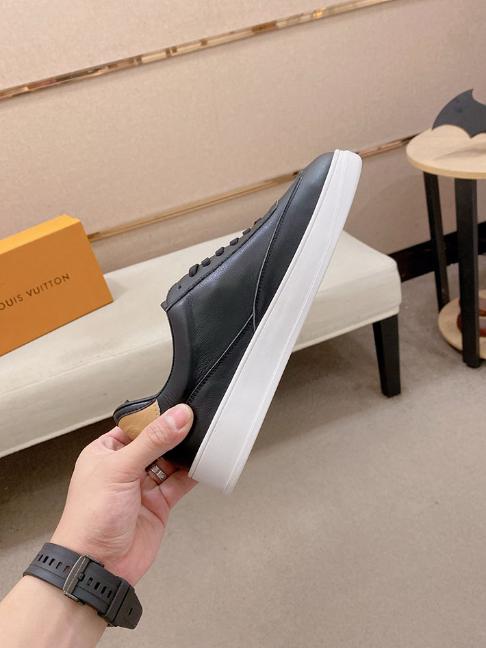 最高級ルイヴィトンスーパーコピー Louis Vuitton LV フラッシュ スニーカー ノワール 1AJA38 ルイヴィトンスニーカーメンズ - 画像 (6)