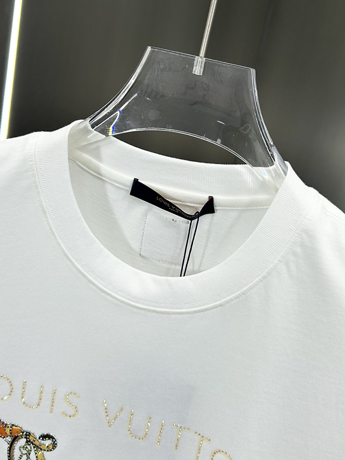 最高級ルイヴィトンスーパーコピー Louis Vuitton コットン 2026年新作 最高品質のブティックTシャツ 最高級の職人技 clothes202600637 ルイヴィトン メンズ Tシャツ 最高新作 - 画像 (7)