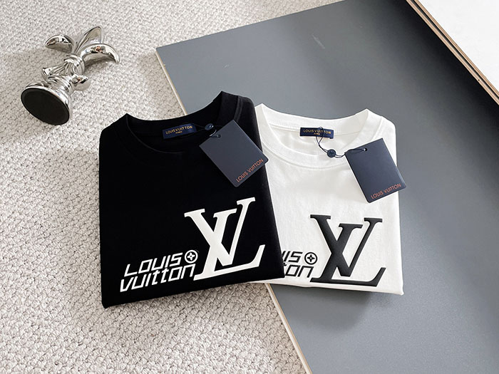 最高級ルイヴィトンスーパーコピー Louis Vuitton 2026年春夏新作:ピュアコットン クルーネック 半袖Tシャツ clothes202600646 ルイヴィトン メンズ純綿Tシャツ 新作 - 画像 (2)
