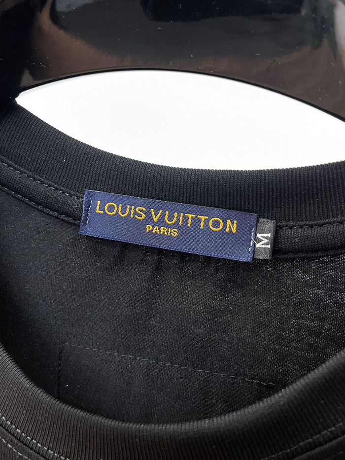 最高級ルイヴィトンスーパーコピー Louis Vuitton 2026年春夏新作:ピュアコットン クルーネック 半袖Tシャツ clothes202600650 メンズ ヴィトン Tシャツ 新作 - 画像 (7)