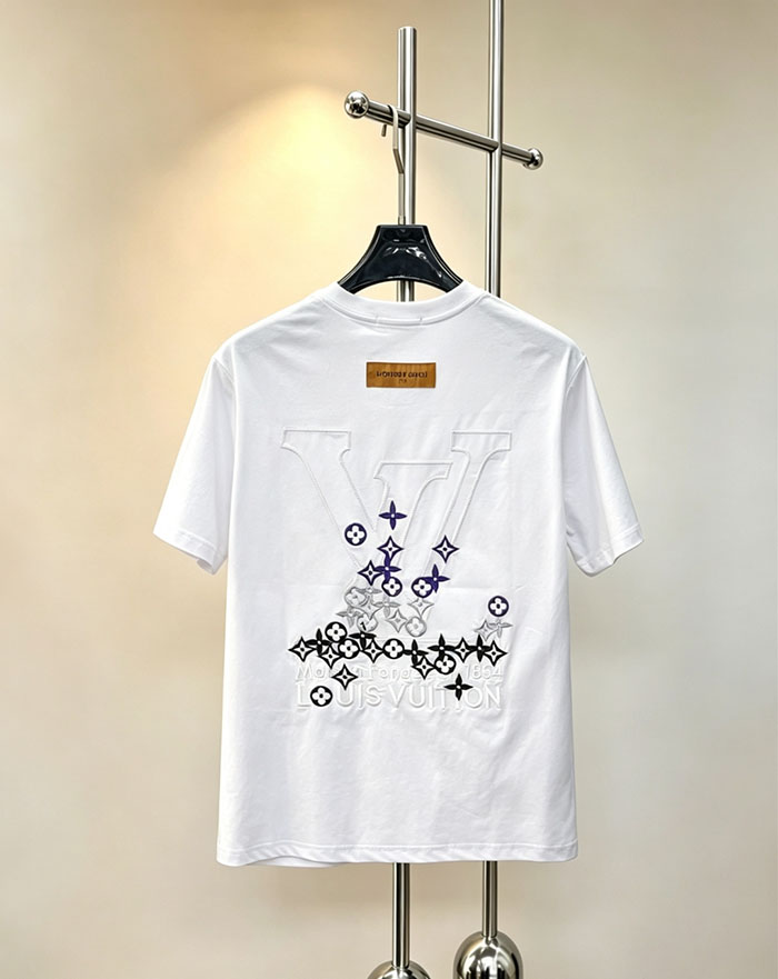 最高級ルイヴィトンスーパーコピー Louis Vuitton 2026年春夏新作:ピュアコットン クルーネック 半袖Tシャツ clothes202600651 メンズ ヴィトン Tシャツ 黒 - 画像 (4)